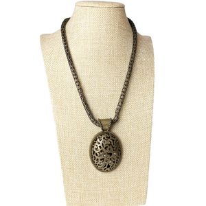 2/$30 Chico’s Chunky Chain Statement Necklace